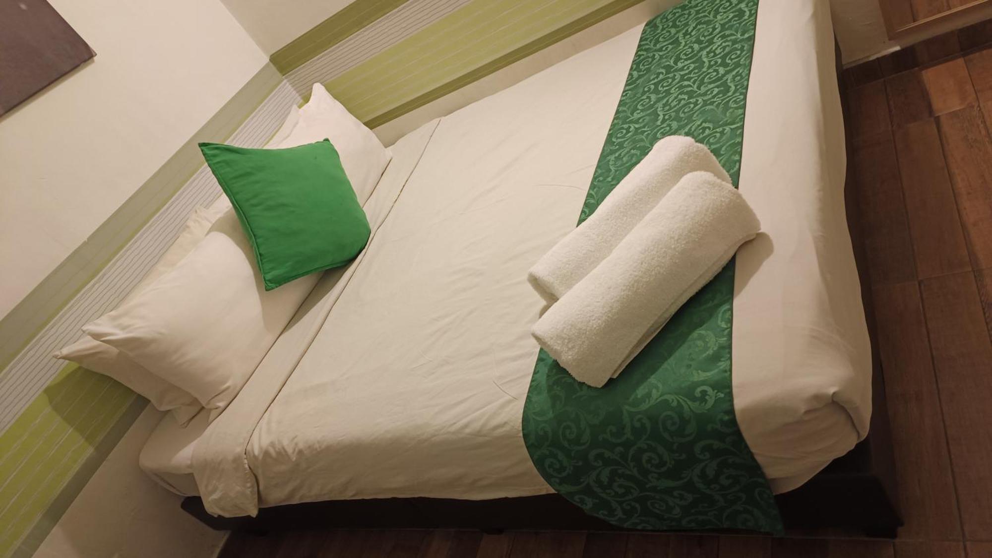 Olive Hotel Johor Bahru Exterior foto